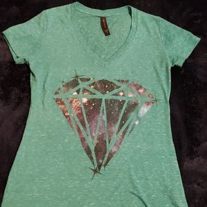 Nwot green diamond tee